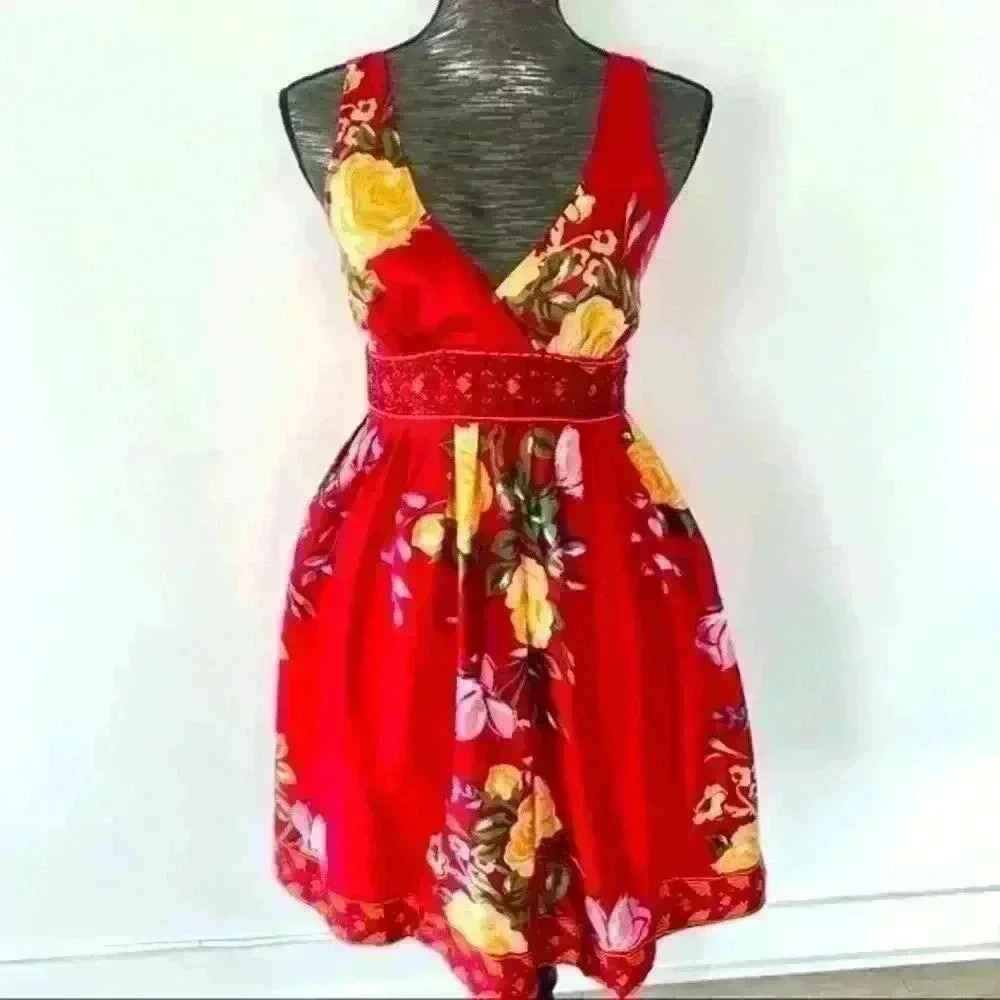 FOREVER 21 FLORAL Y2K MULTICOLORED SLEEVELESS SILKY RED DRESS SIZE SMALL